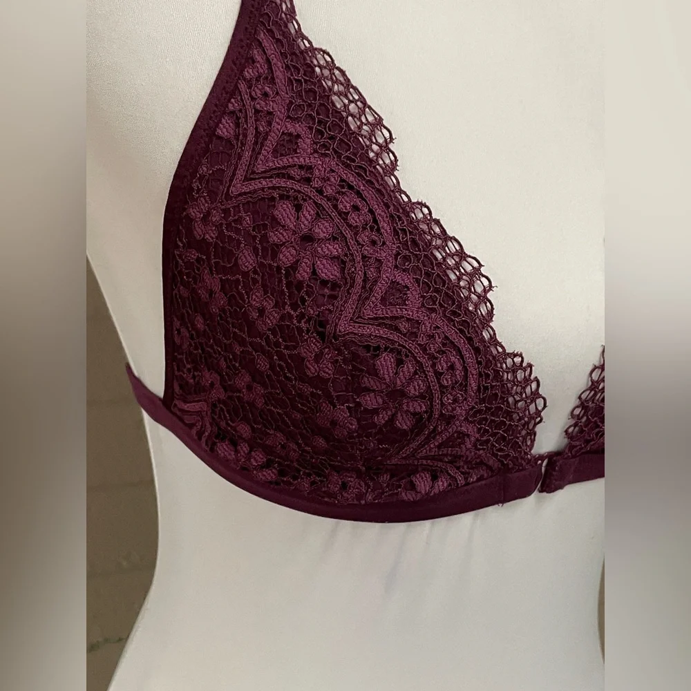 Victoria’s Secret purple  bralette M